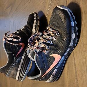 Nike dual fusion trail 2, women's size 6.5